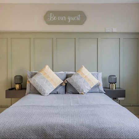 Seaview 1 Bed Open Condo - Free Parking Hove Esterno foto